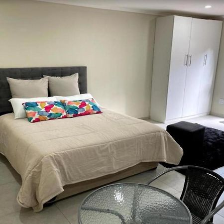 Rooikrans Guest House 요하네스버그 외부 사진