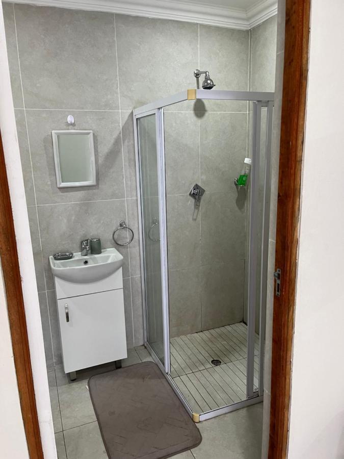 Rooikrans Guest House 요하네스버그 외부 사진