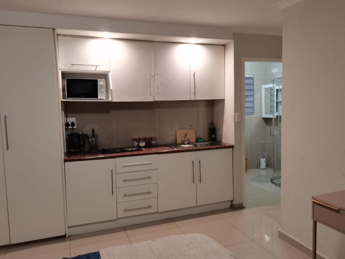 Rooikrans Guest House 요하네스버그 외부 사진